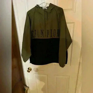 Men’s Champion Colorblock Packable Jacket Size XL